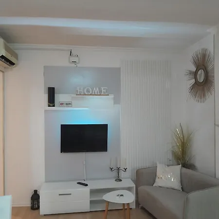 Konukevi Apartmani Nis 3*